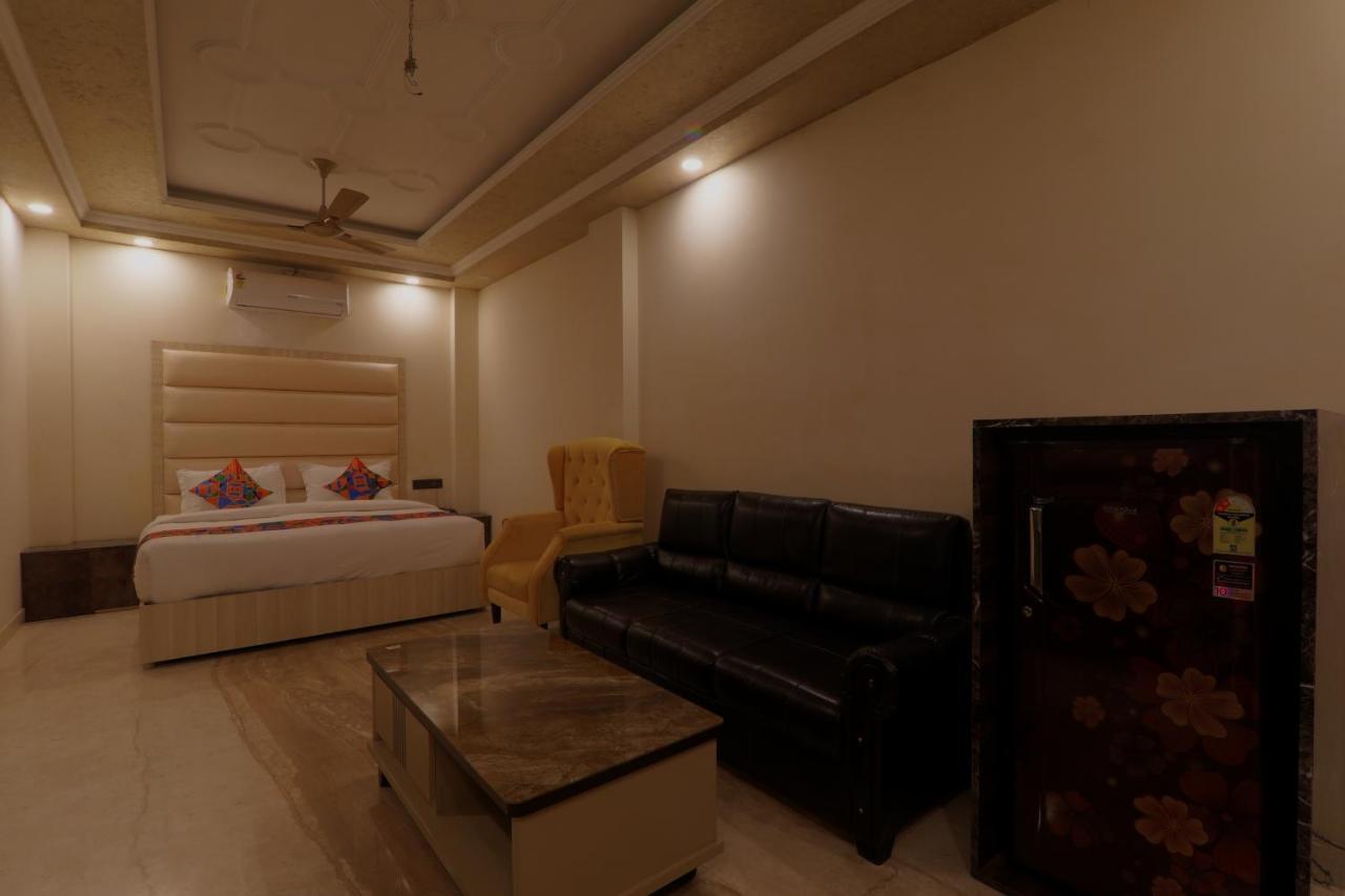 Hotel Shri Tirupati Residency Lakhnaú Exteriér fotografie
