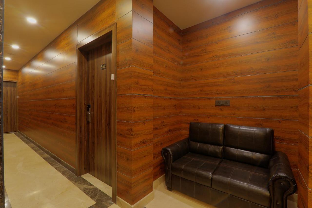Hotel Shri Tirupati Residency Lakhnaú Exteriér fotografie